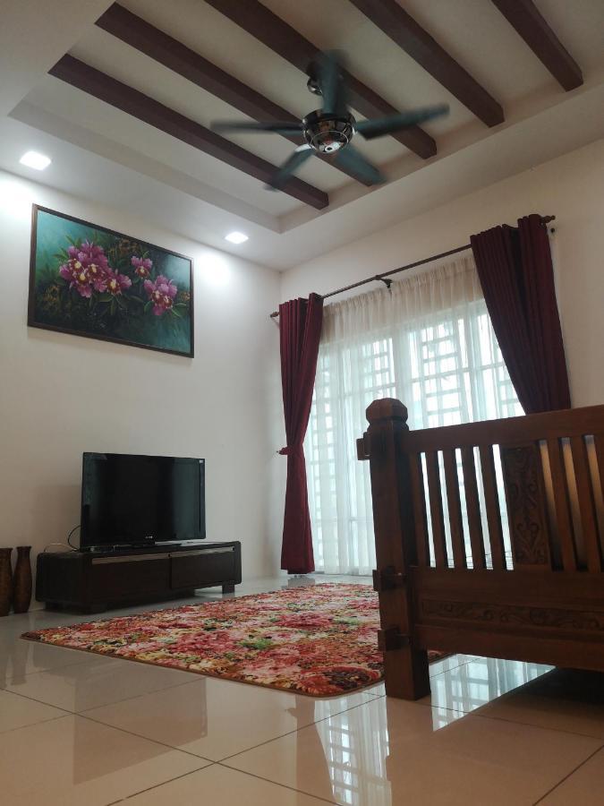 Kasih D'Sarina Villa Jitra Exteriör bild